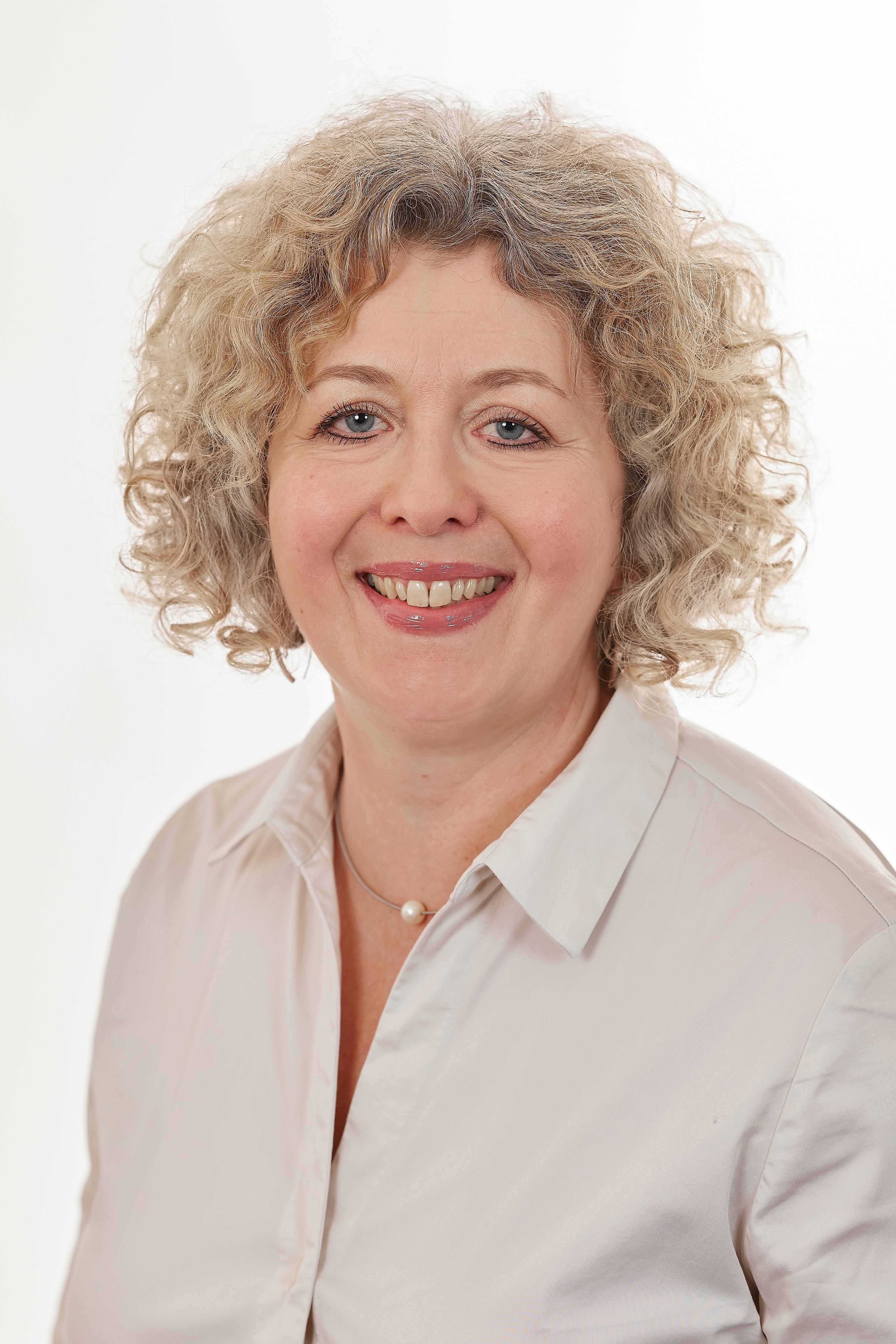 Claudia Schuler